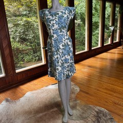 Vintage 60s Lounge Craft Blue Rose Floral Sheath Wiggle Dress Garden Party Small