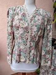 Vintage 1980 s V.L.P Petites Union Label skirt suit