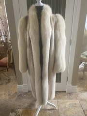 Winter White Full Length Female Mink Coat/Fox Tux Front And Sleeves /W Mink Hat