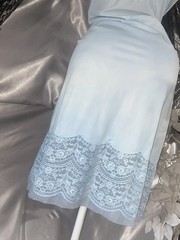 VTG SILKY Nylon VAN RAALTE BLUE DRESS SLIP 9″ LACE COQUETTE BOMBSHELL GLAM 36