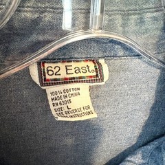 62 East Women’s Vintage Blue Chambray Western Button Front Shirt in Size L