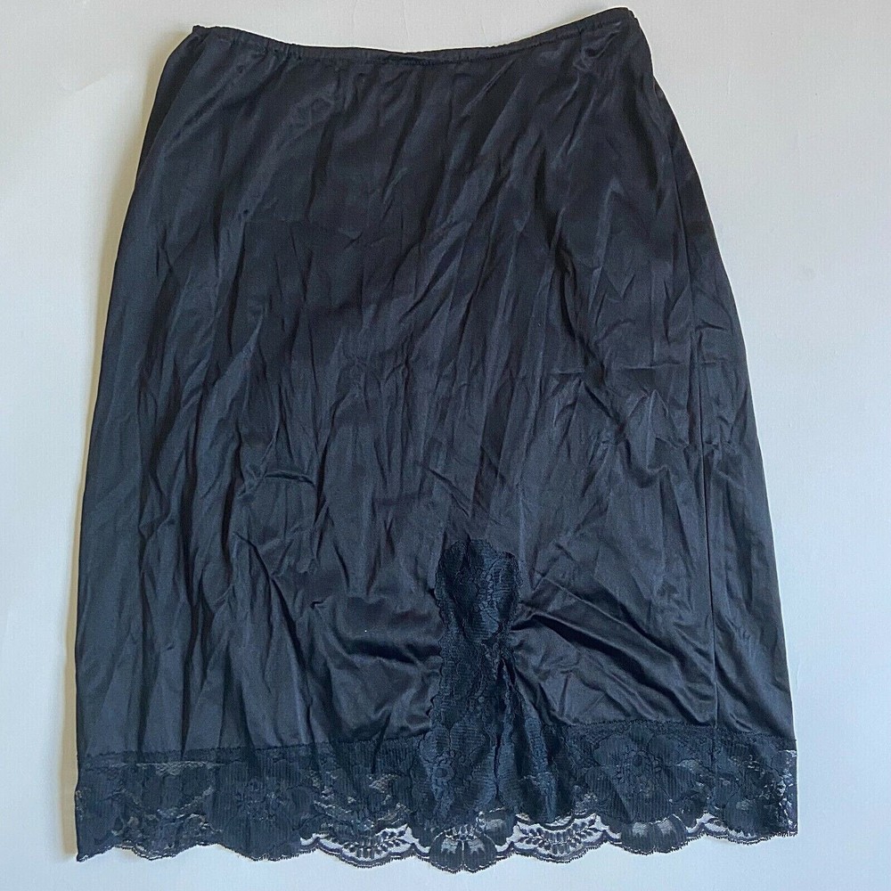 Vintage KAYSER Brand Black Satin Lace trim half slip 22.5″ Size M Made in USA