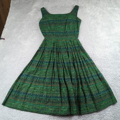 VTG Early 1960s Dress Womens 8 Green Mod Knee Length Zippered Go Go Nancy Greer