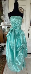 Vintage 80’s Aqua Green Lame’ Ball /Prom Gown Bustled Bow TD4 Eletra size 11/12