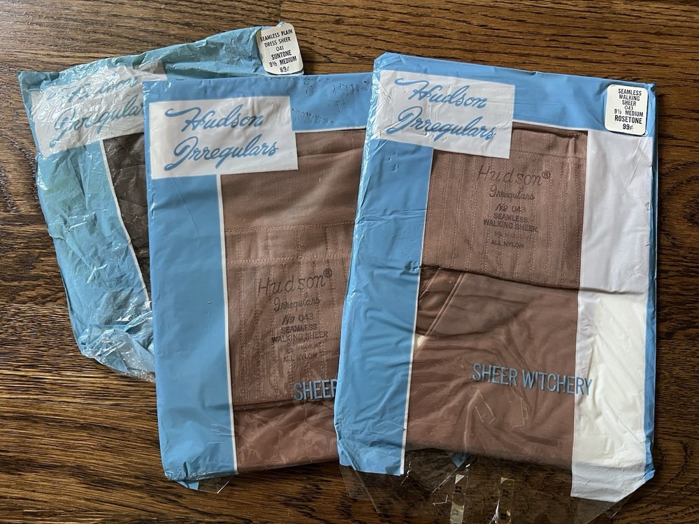Vintage 1960’s 3 PAIRS Hudson Seamless Pantyhose Stockings Nylon M