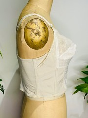LOVELY!!VTG 60’S PLAYTEX WHITE LACE STRETCH LONGLINE BOMBSHELL PIN-UP BRA*36 B