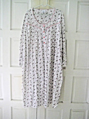 Vintage SEARS Long Cotton CHRISTMAS Gown /Granny Nightgown Size 2X