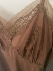 Vintage Van Raalte Suavette Full Slip Mocha Mushroom Brown Lace Size 40, 07206A