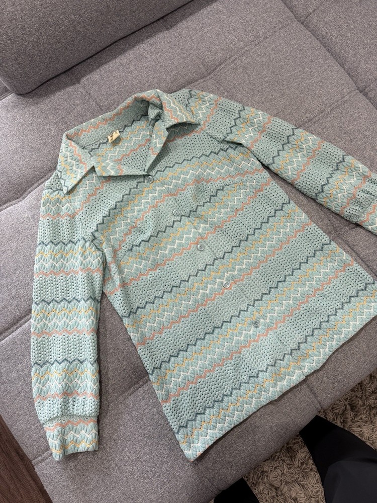 Vintage 70s Fortrel Celanese Crochet Knit BlouseZigZag Chevron Pastel BlueL 14.5