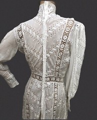VTG 1900s “AGE OF INNOCENCE” Eyelet & IRISH CROCHET ROSES Tape Lace LAWN DRESS