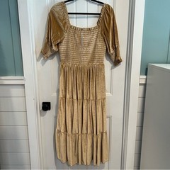 Baltic Born Vivaldi Tan Velvet Smocked Chest Tiered Dress. Size Large. NWT.