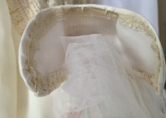 Vintage Ivory Union Label Wedding Dress With Juliette Cap Veil Ecru Lace Size 8