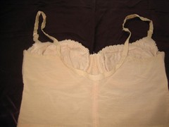 Vintage VASSARETTE HOLLYWOOD Beige Bra, Garters – Size 36C