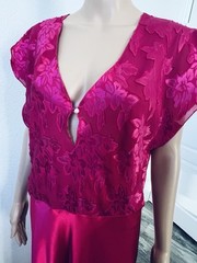 VTG Jenelle of California Fuchsia Hot Pink Floral Satin Long Nightgown Plus 1X