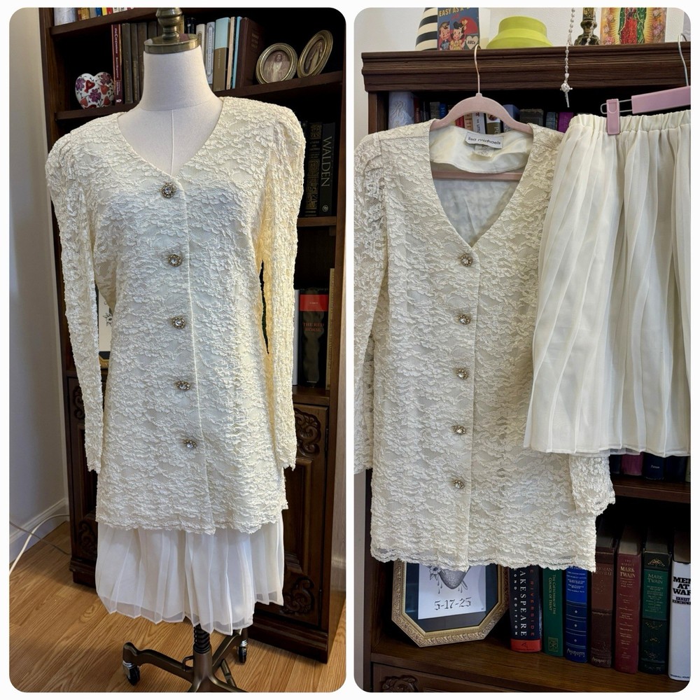 Lisa Michaels Vintage Ivory Lace Top & Pleated Skirt Set Size 14 Polyester Rayon
