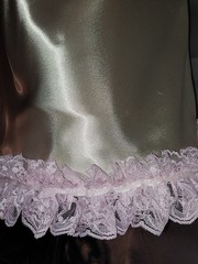 VTG SATIN SHINY FARR WEST GOLD PINK FRILL RUFFLES LACE PETTI SHORTY HALF SLIP ML
