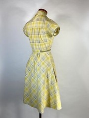Vintage 1960’s COTTON yellow & grey check plaid shirtdress with belt Petite-size