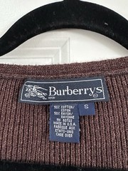 BURBERRYS VTG Very Rare Find V-neck Sweater In Ribbed Knit Style