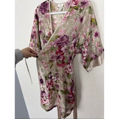 Vintage LA Intimates Floral Sheer Robe Medium Pink Lace Trim Tie Waist Style