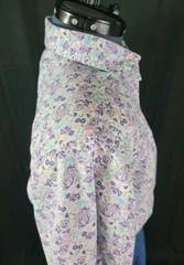 Vtg Licorice S/S White Top w Purple/Pink/Blue Florals Concealed Buttons Size S