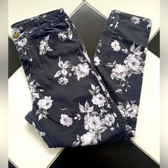 VTG Y2K Monochrome High Waist Skinny Jeans with Floral Roses 8 10