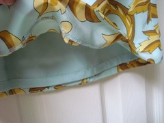Vintage NWT Adrienne Vittadini 100% Silk Pencil Skirt Women’s Size Small