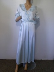 Vtg 70s VANITY FAIR Ice Blue Silky Nylon Nightgown Robe Peignoir Set Lace Trim S