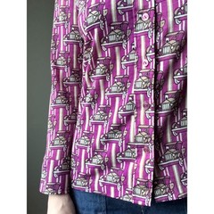 Vintage 70s Novelty Print Button Up Shirt | Antique Car | Magenta | M