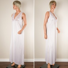💖 VTG GILEAD Ivory Nylon Chiffon & Lace Peignoir Set Nightgown & Robe 32 USA