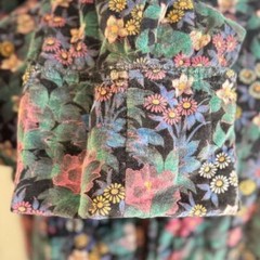 Vintage Floral Quilted Jacket Cozy Fall Winter Essential 70s Young Stuff boho