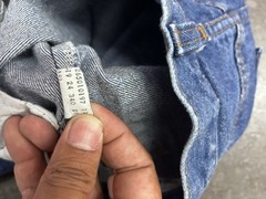 Vintage 90s Levis 501 Women Jeans Made in USA High Rise Button Fly 26501 28×32
