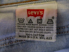 Levi’s 501 VTG Women’s Straight Leg Blue Button Fly Made USA Fit 26X34 (Size 9L)