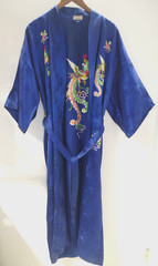 E3 vintage Golden Bee Rayon Blue Brocade Chinese Robe M Hand Embroidered Belted