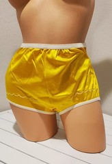 Dixie Belle 719 Nylon Full Brief Panty Scallop Trim Full Coverage Rare Colors