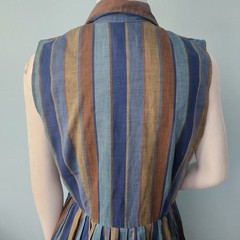 Vintage 70s Sherry Kent Dallas striped chevron Summer house dress lightweight M