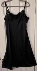 Vintage Vassarette ladies black full slip style 10-105 size 36-28 inches USA