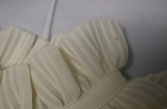 Vintage 1960s Neusteters Dalton womens long sleeve ruffled neck ivory top size 8