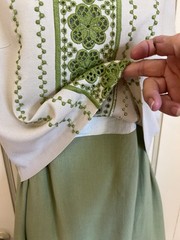 Vintage Classic 60s A-line green cream Embroidered linen? sleeveless dress Small