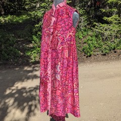 Vintage 60s 70s Hawaiian Floral Butterfly Dress S Pineapple Tiki Ruffle A-Line