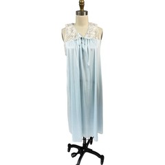 VTG Odette Barsa Blue Nylon Nightgown NWT Sz M Lace Peignoir Bridal Romance