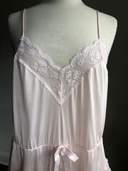 GORGEOUS VTG GILLIGAN O’MALLEY Pink Nylon & Lace Teddy Romper Lingerie SZ S/M