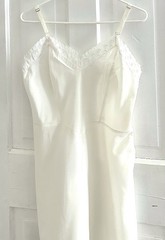 Vintage Barbizon Ivory Full Slip Ariel Tafredda Metal Side Zipper S/M