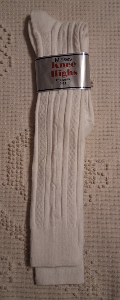 Vtg Knee Socks Misses Knee Highs White Cable Knit 21″ 9-11 USA School Stocking