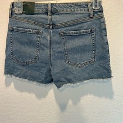 NWT Wild Fable Lace Inset Hem Distressed Denim Shorts Women’s Size 4