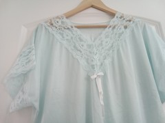Velrose Vintage Light Aqua Nylon Short Nightgown Size Medium Lace Accents USA