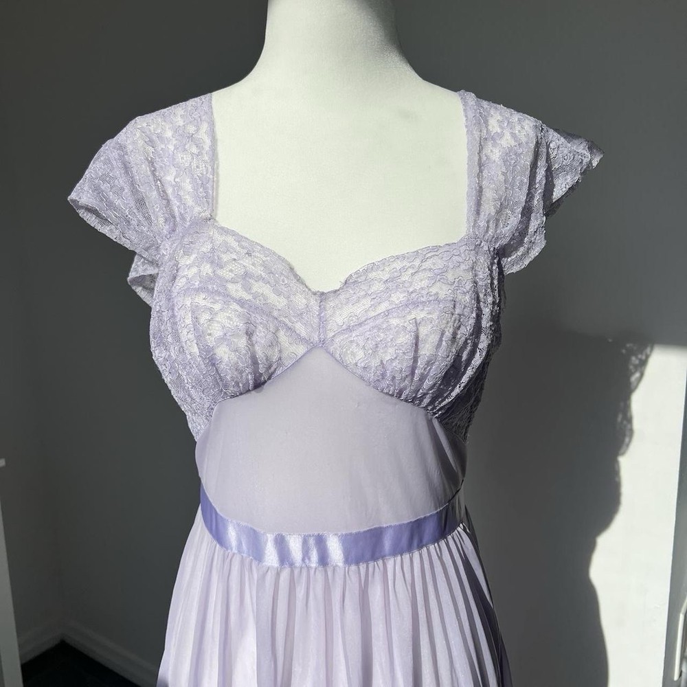 🪻1960s lilac night gown🪻 lace and mesh princess dress with bow