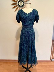 1940s Navy and Green Rayon Dress Volup
