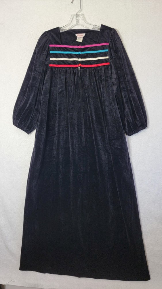 Vintage Louisa Women’s M 12-14 Black Velvet 1/2 Zip Up Dress