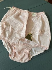 Vintage 1950/60s Ladies Baby Pink Avisco All Acetate Underwear Size 6 NOS Lace
