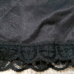 Sears Doesn’t Slip Nylon Womens Full Slip. Sz 40. Black.Made in USA.Vintage.